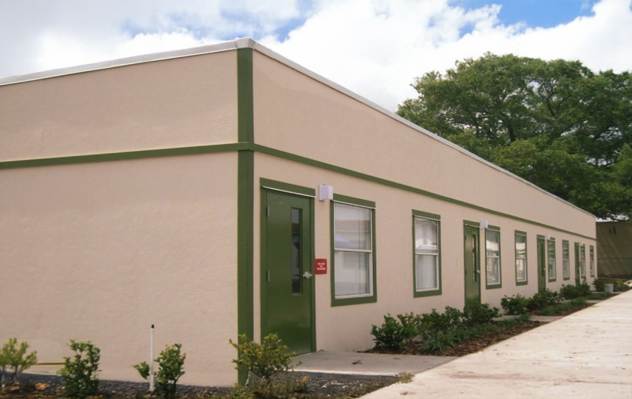 Hillsborough Co Classrooms Outside